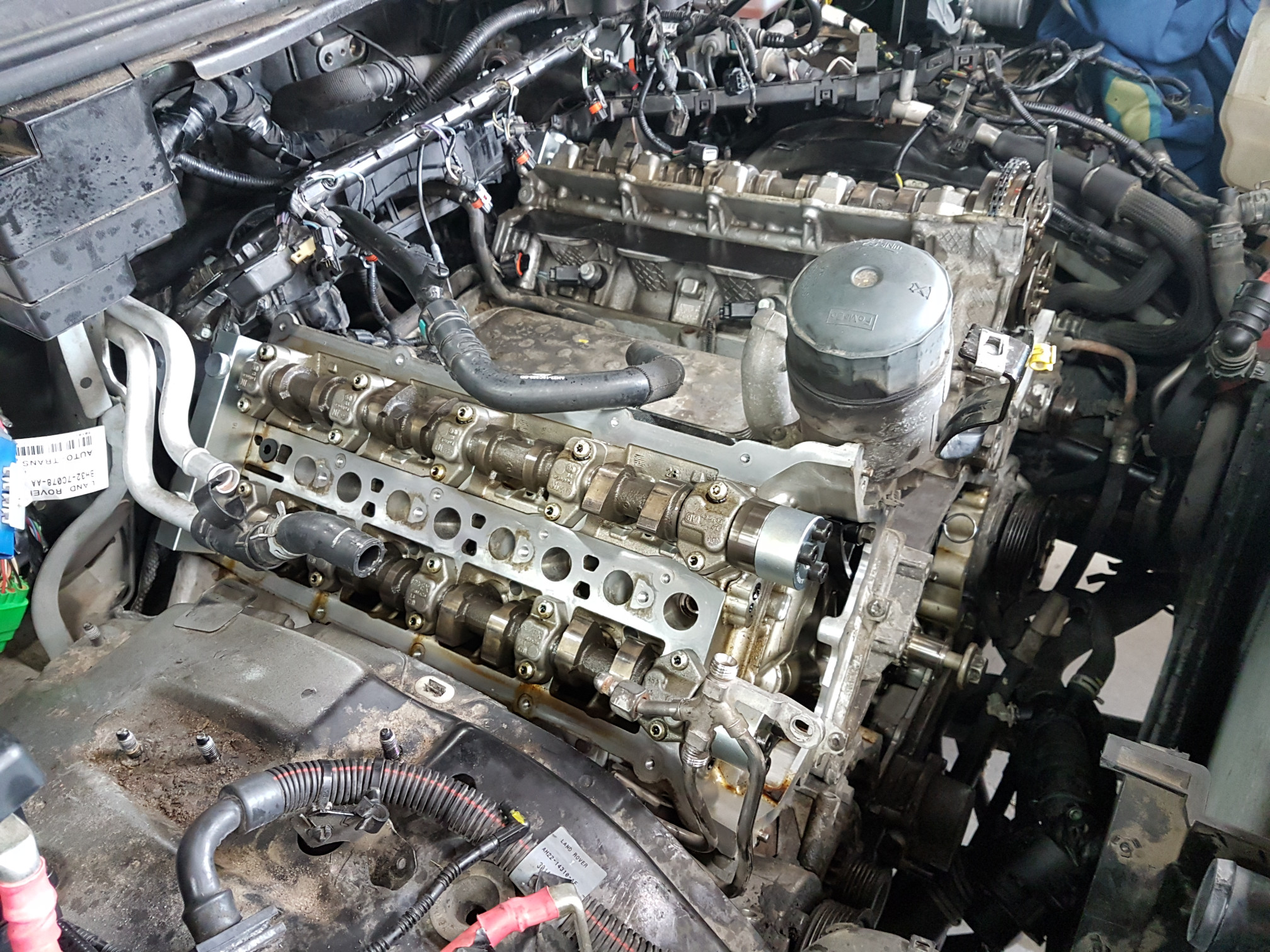 Porsche, Mercedes, BMW, and Land Rover Engine Repair - Robinson Automotive